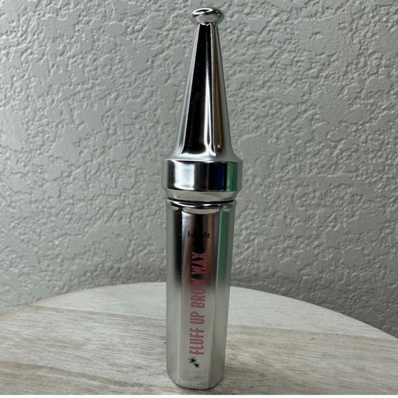$10 🌙 Benefit Cosmetics Fluff Up Brow Wax NEW TRAVEL SZ NOT A SAMPLE - Picture 1 of 9